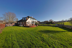 Holymoor Road Holymoorside